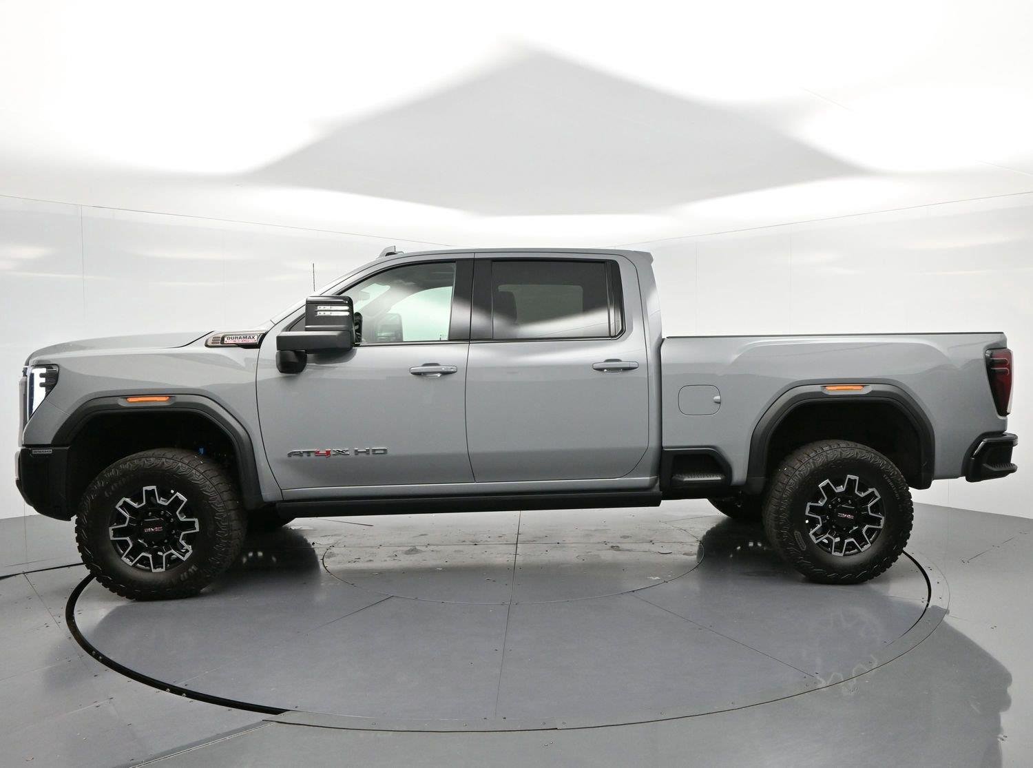 Used 2025 Thunderstorm Gray GMC AT4X image 4