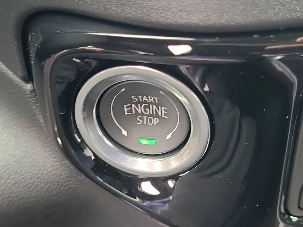 New 2026 Summit White GMC Elevation image 22