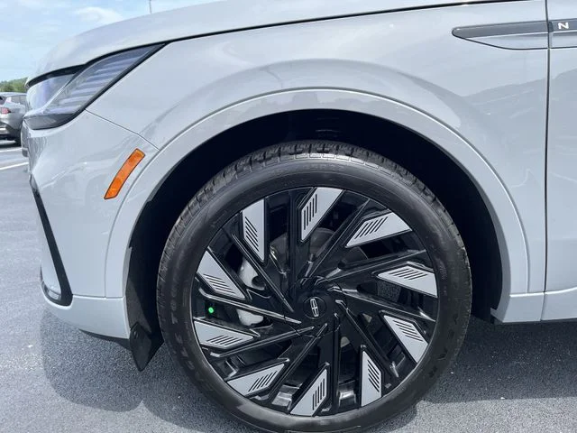 Used 2026 Gray Lincoln Black Label image 16
