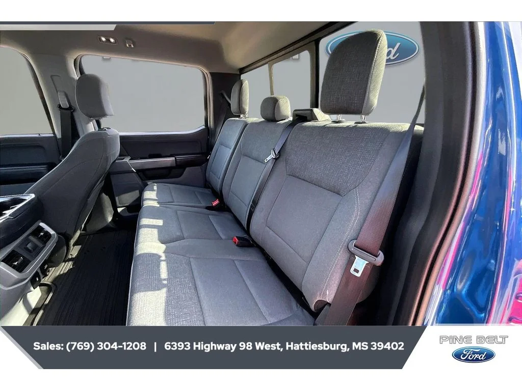 Used 2024 Atlas Blue Metallic Ford XLT image 20