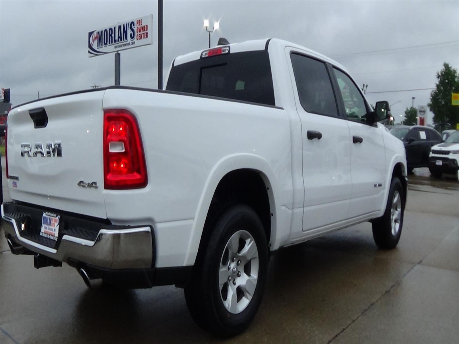 Used 2025 Bright White Clear Coat (pw7) RAM Big Horn image 6