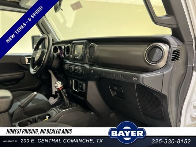 Used 2018 White Jeep Unlimited Sport image 23