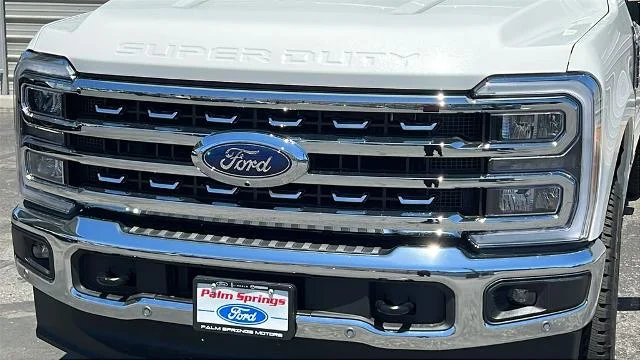 New 2026 Star White Metallic Tri-Coat Ford F-250® Lariat® image 25
