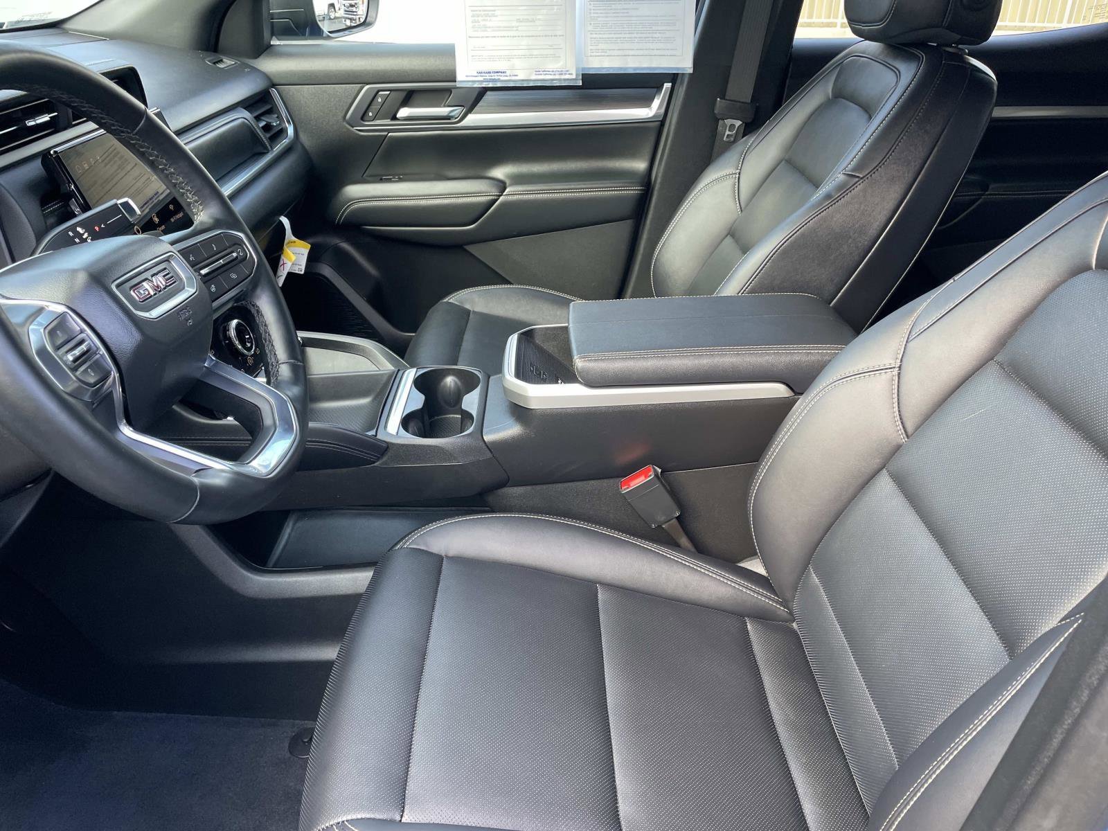 Used 2025 Rapids Metallic GMC Elevation image 22