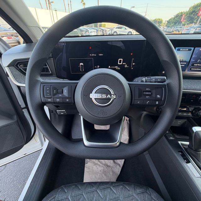 New 2026 Aspen White TriCoat / Super Black Two-tone Nissan SV image 17