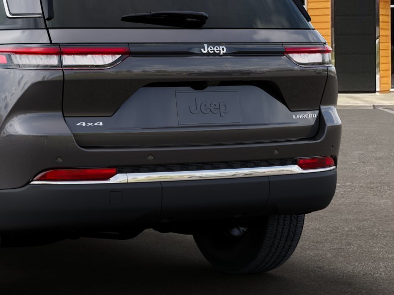2025 Jeep Grand Cherokee Laredo - Photo 28
