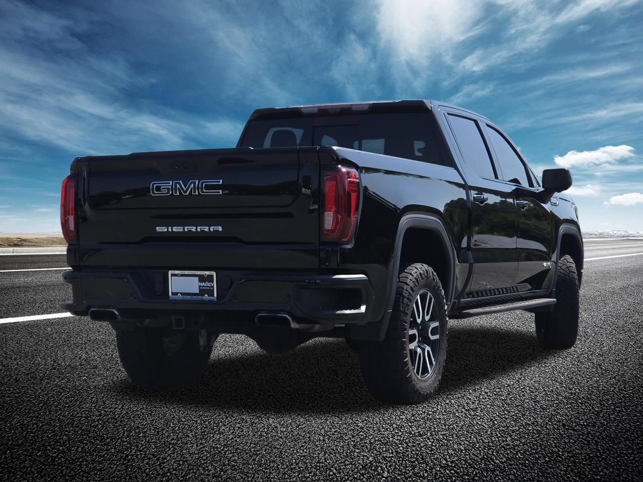 Used 2021 ONYX BLACK GMC AT4 image 23