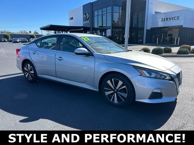 2022 Nissan Altima SV