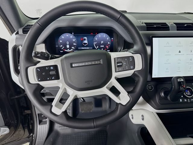 New 2026 Santorini Black Land Rover X-Dynamic SE image 12