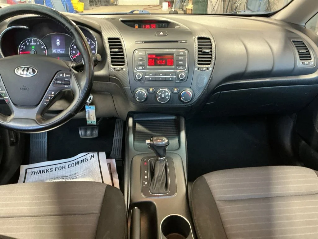 Used 2015 Silver Kia EX image 18