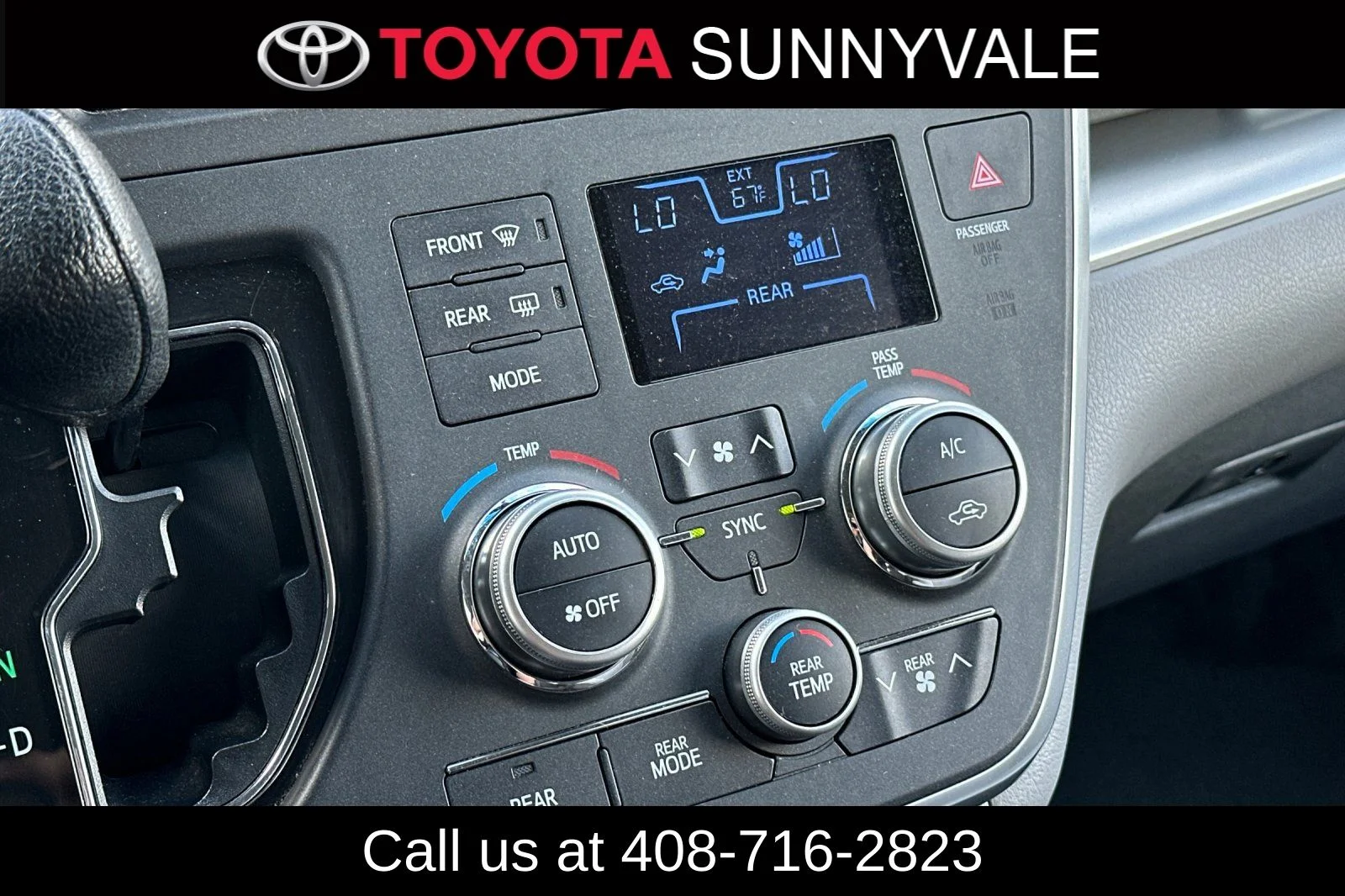 Used 2016 White Toyota LE image 25