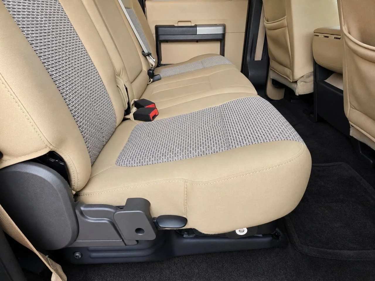 Used 2016 Caribou Ford  image 37