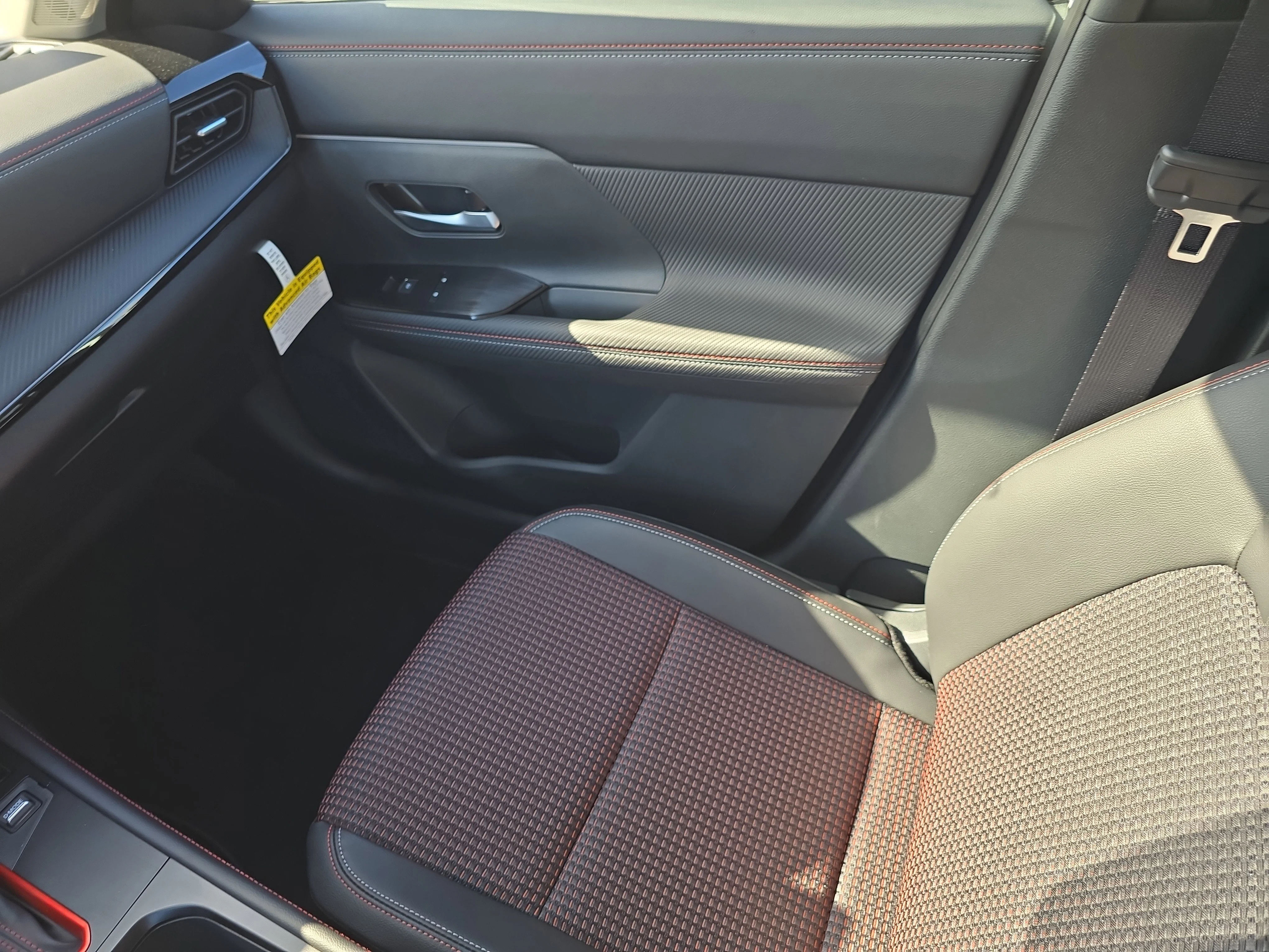 New 2026 Aspen White TriCoat Nissan SR image 17