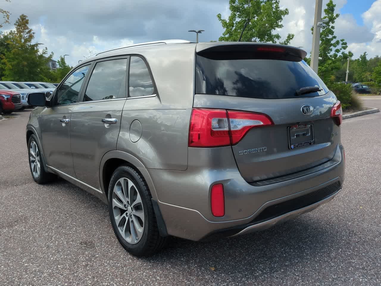 Used 2015 Titanium Silver Kia SX image 4