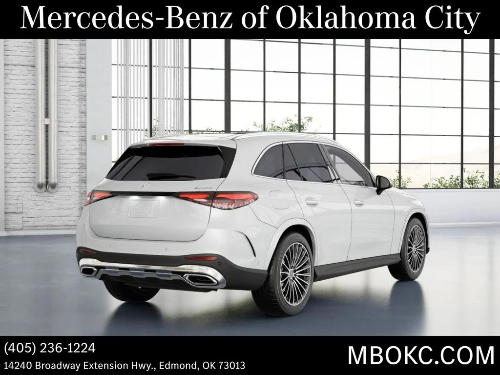 New 2026 MANUFAKTUR Moonlight White Metallic Mercedes-Benz GLC 300 image 23