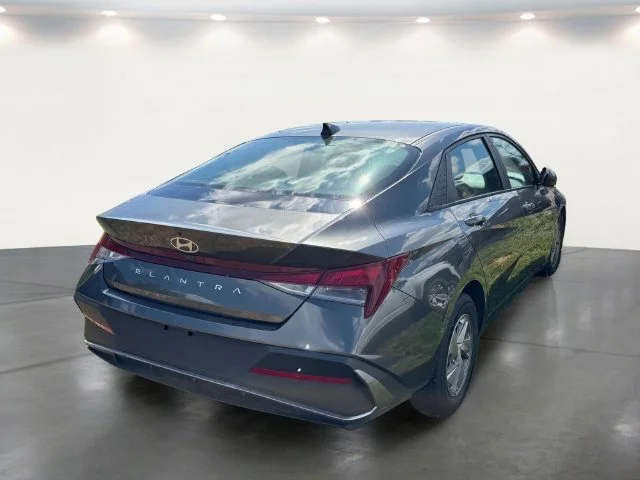 Used 2024 Gray Hyundai SE image 14