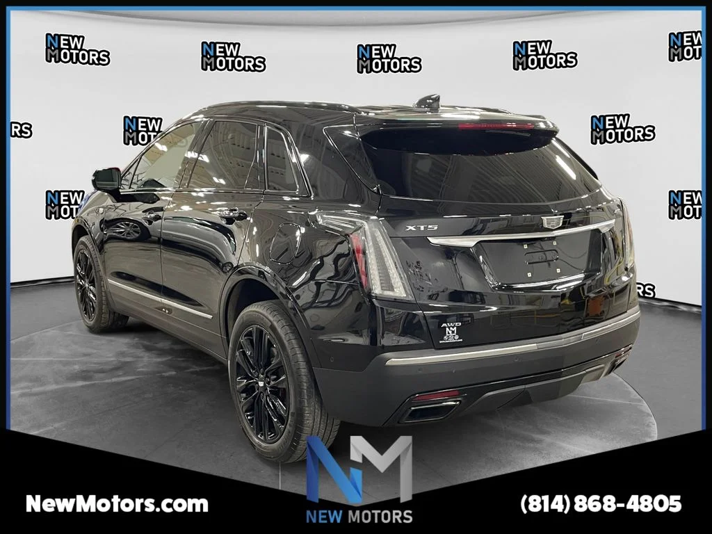 Used 2022 Black Metallic Cadillac Sport image 3