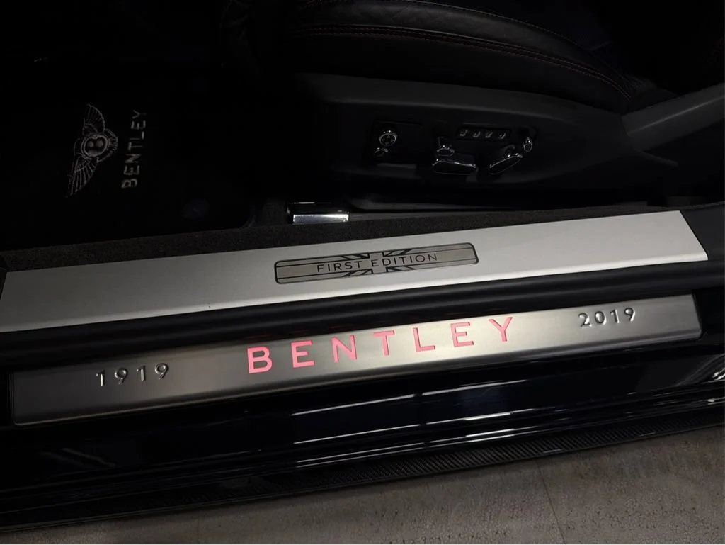 Used 2020 Black Bentley V8 image 12