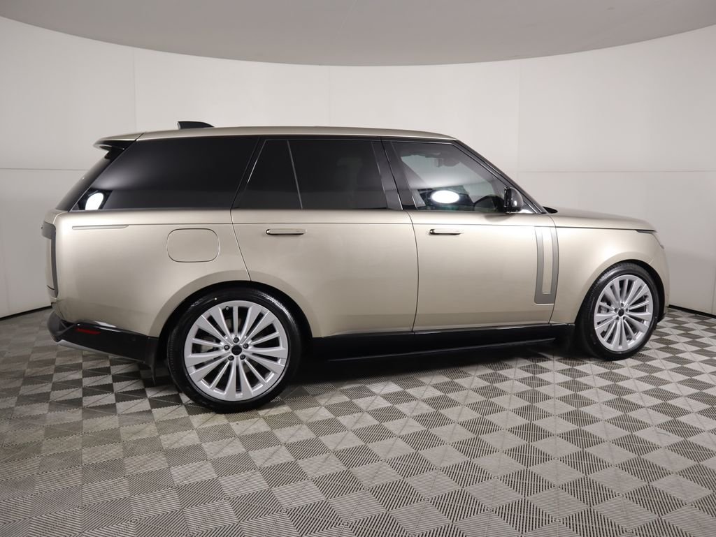 New 2026 Batumi Gold Land Rover SE image 4