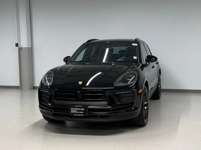 Certified Used 2023  Porsche S image 1