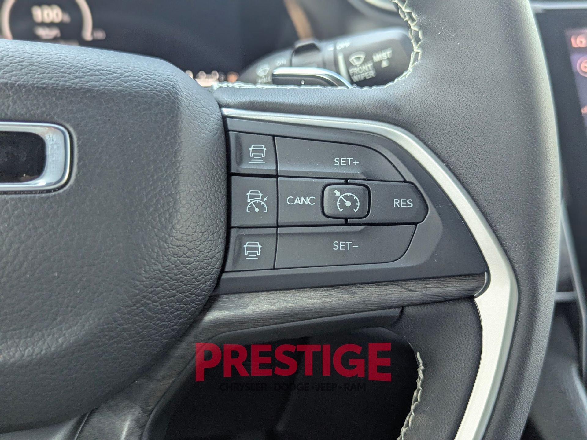Used 2024 White Jeep Limited image 21
