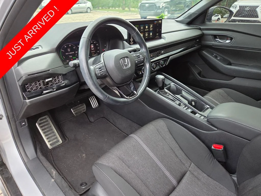Used 2023 Silver Honda Sport image 25