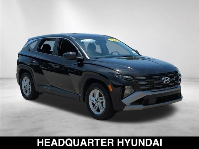 Used 2026 Black Hyundai SE image 3