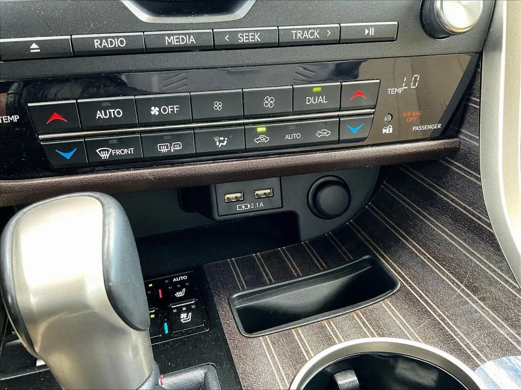 Used 2020 Obsidian Lexus 450h image 16