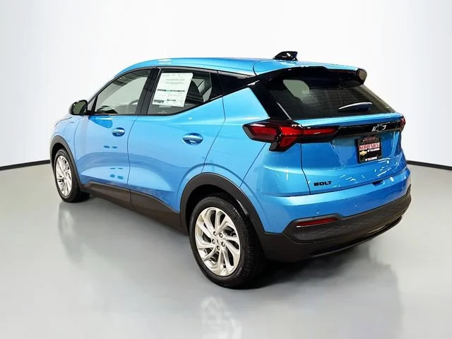 2027 Chevrolet Bolt LT - Photo 10