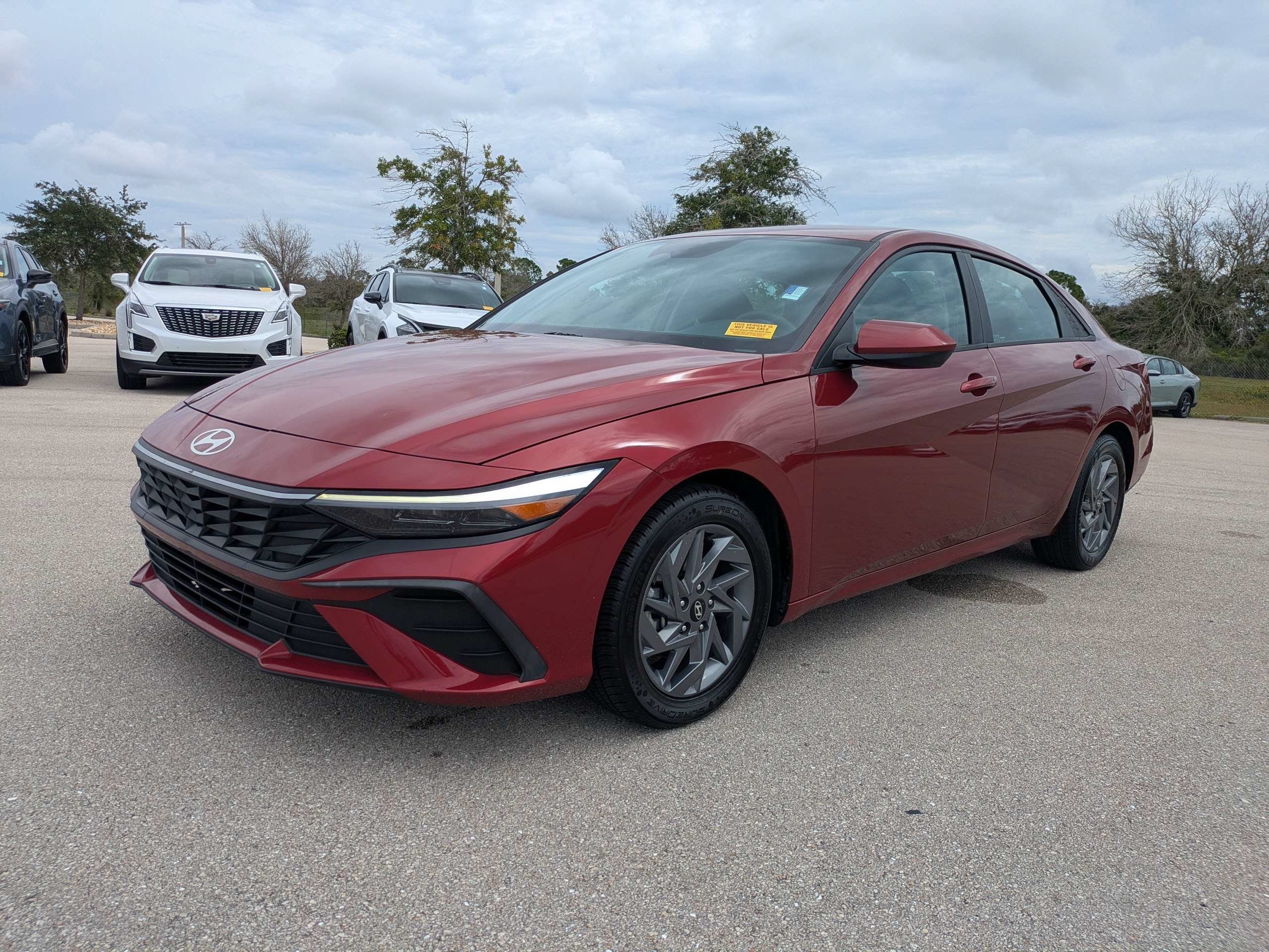 Used 2024 Ultimate Red Hyundai SEL image 8