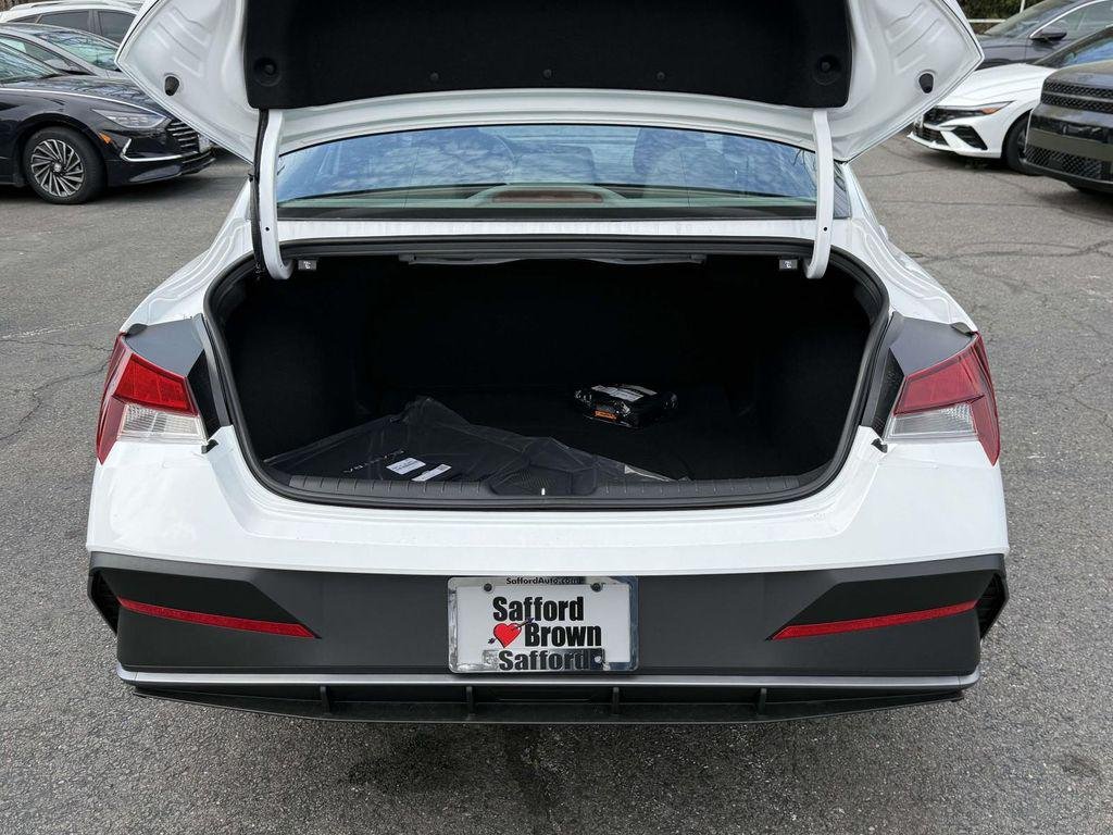 New 2026 Serenity White Hyundai SEL Sport image 31