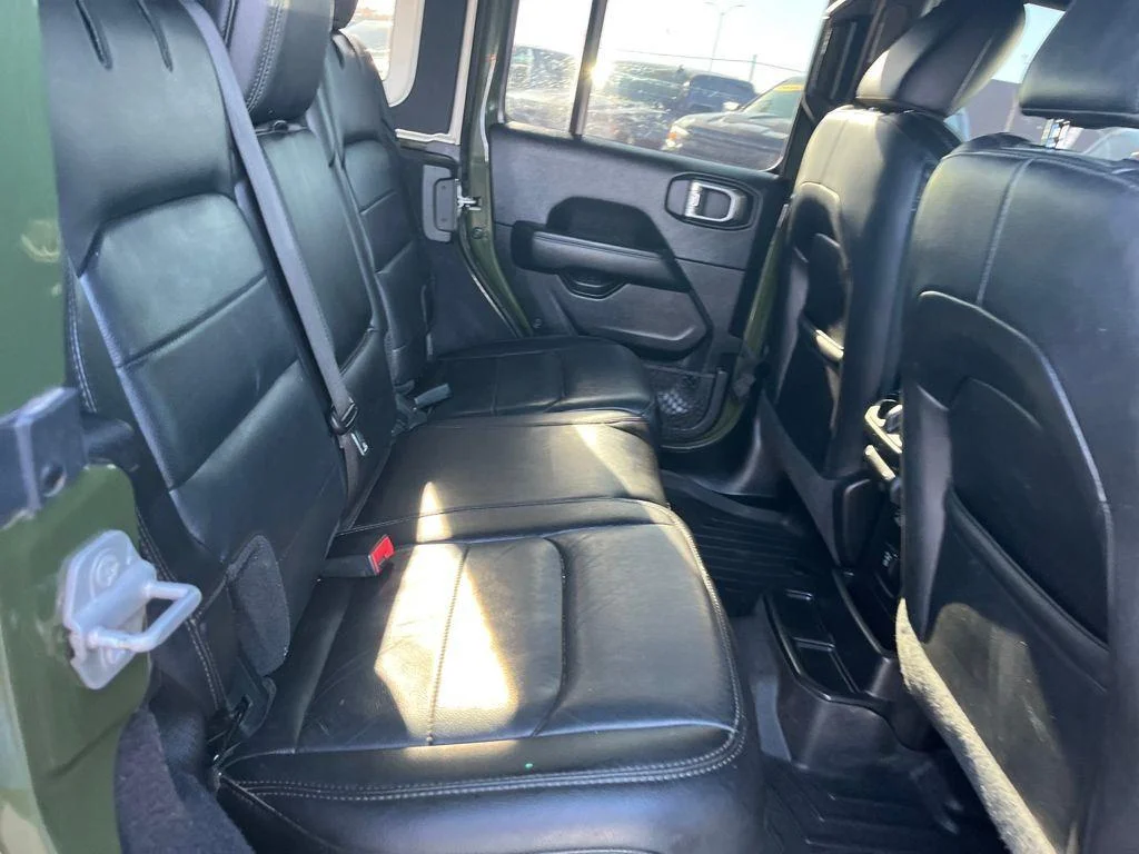 Used 2021 Sarge Green Clearcoat Jeep Unlimited Sahara Altitude image 27