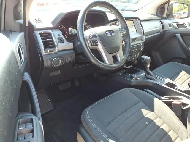 Used 2023 Green Ford XLT image 18