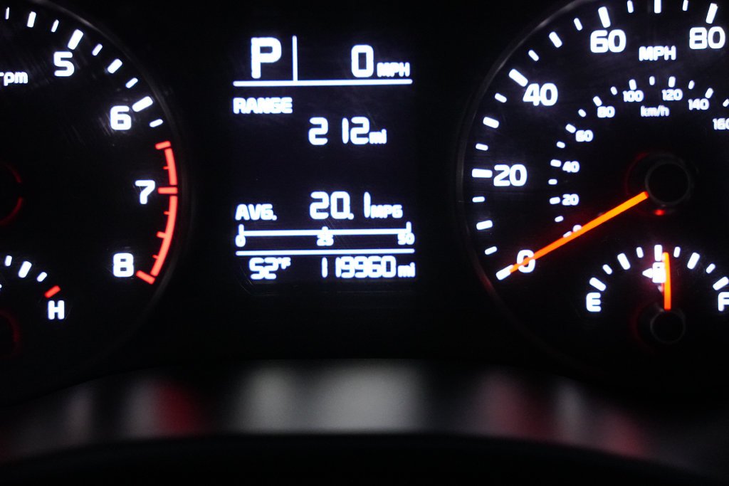 Certified Used 2018 Silky Silver Kia LX image 28