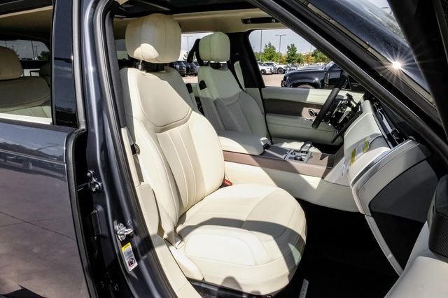 New 2027 Varesine Blue Land Rover SE image 44