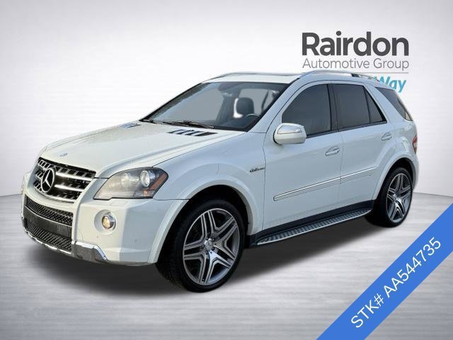 Used 2010 Arctic White Mercedes-Benz ML 63 AMG® image 3