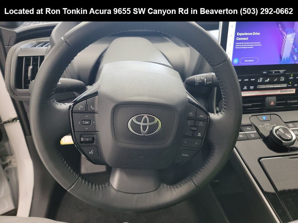 Used 2024 Wind Chill Pearl Toyota XLE image 9