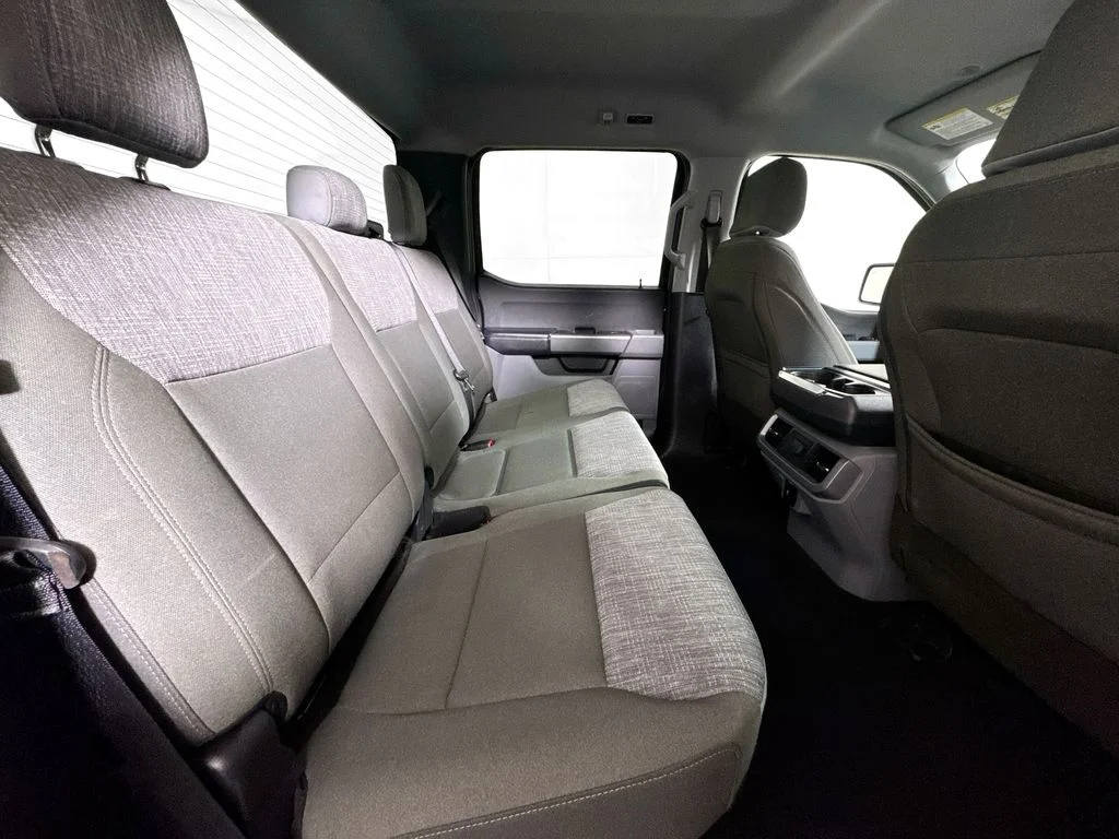 2023 Ford F-150 XLT - Photo 17
