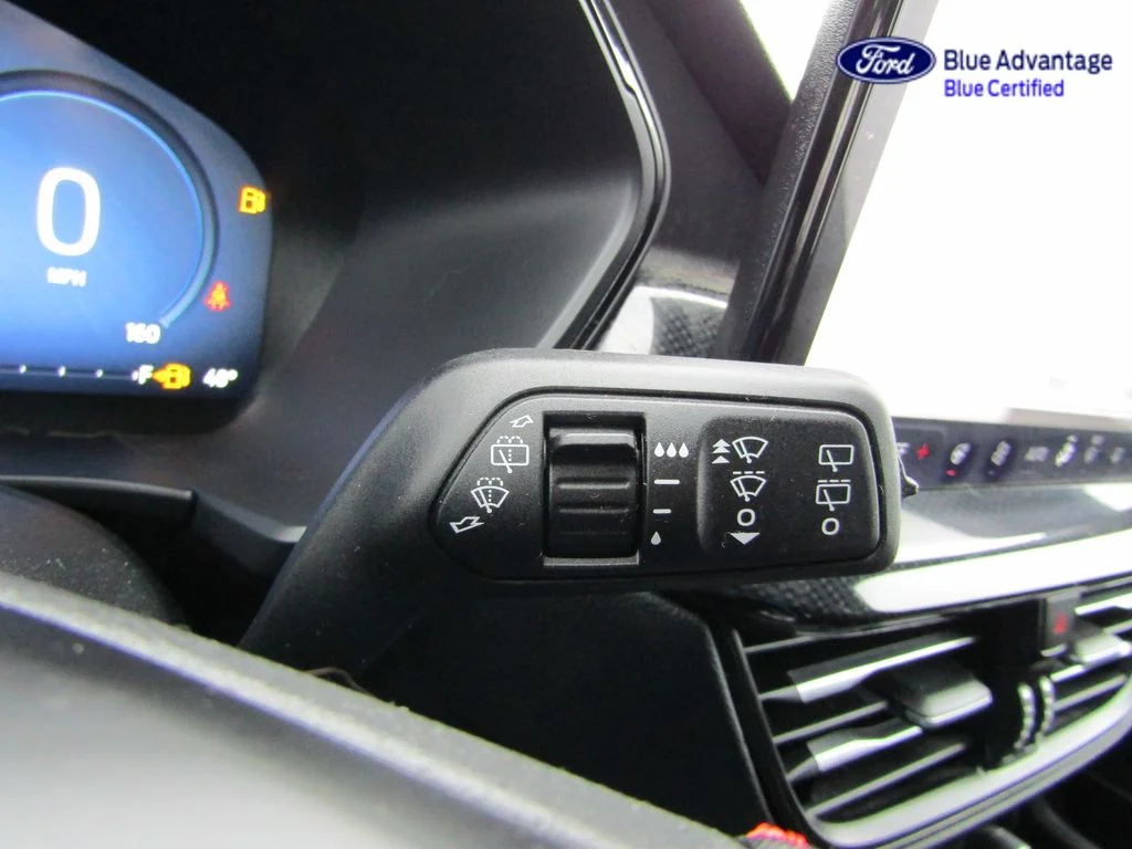 Certified Used 2023 Oxford White Ford ST-Line Select image 33