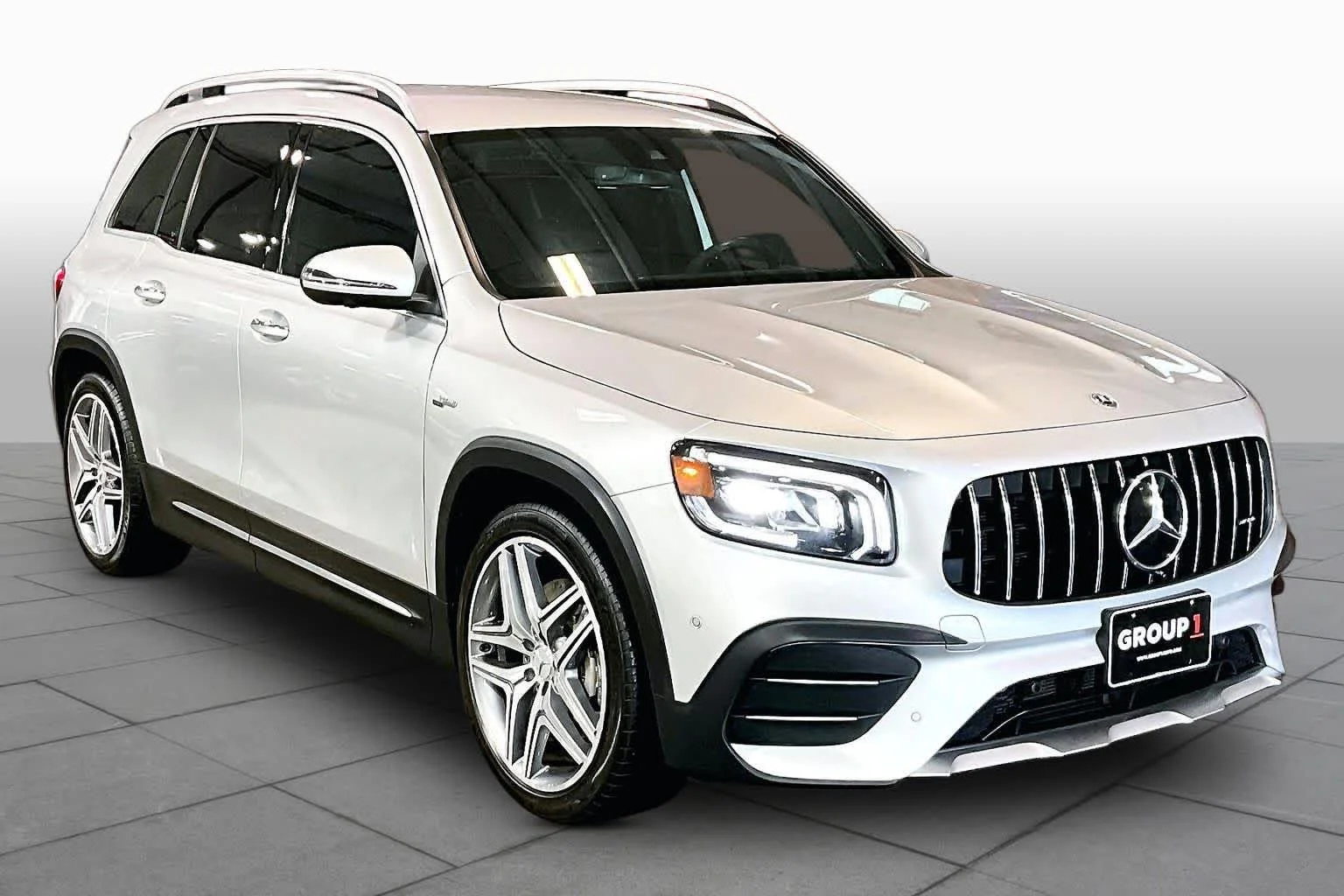 Certified Used 2022 Iridium Silver Metallic Mercedes-Benz AMG® GLB 35 image 3