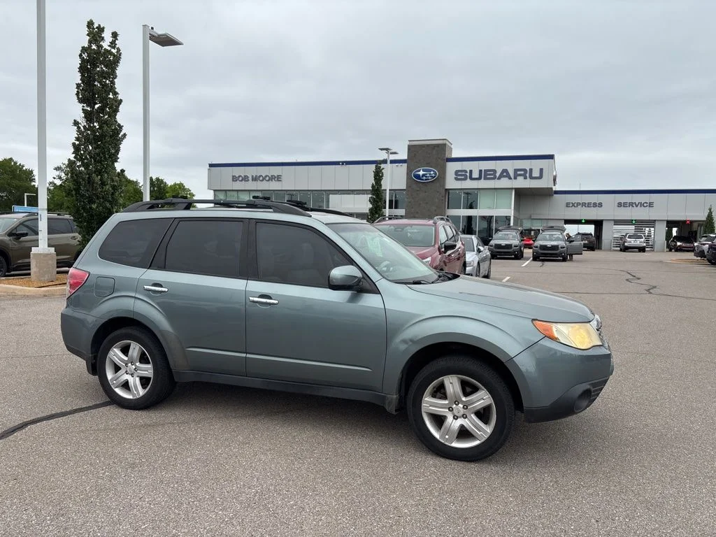 2010 Subaru Forester 2.5X Premium AT's photo