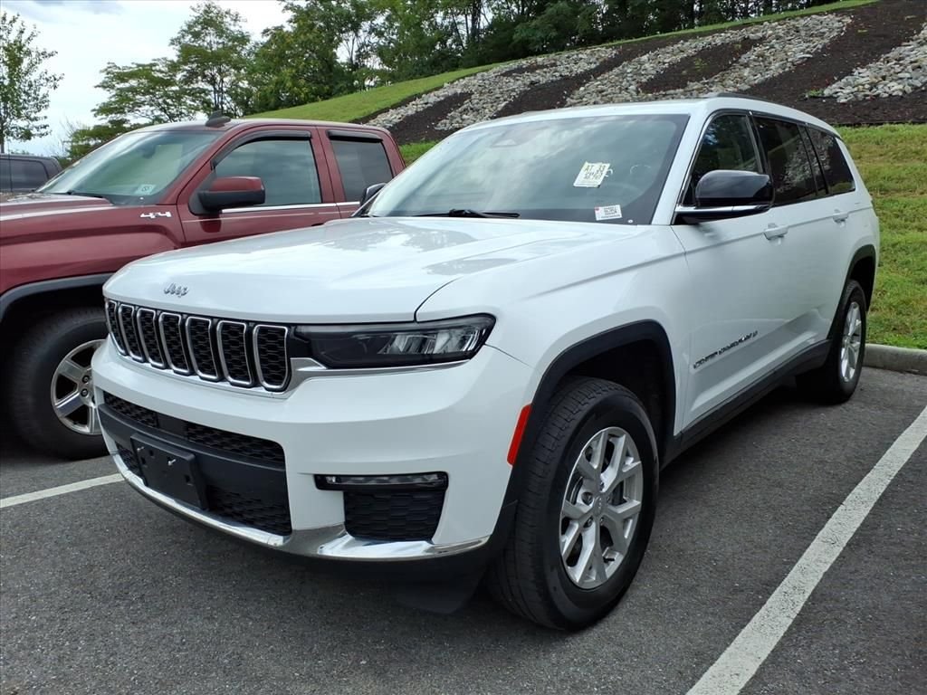 Used 2023 White Jeep Limited image 2