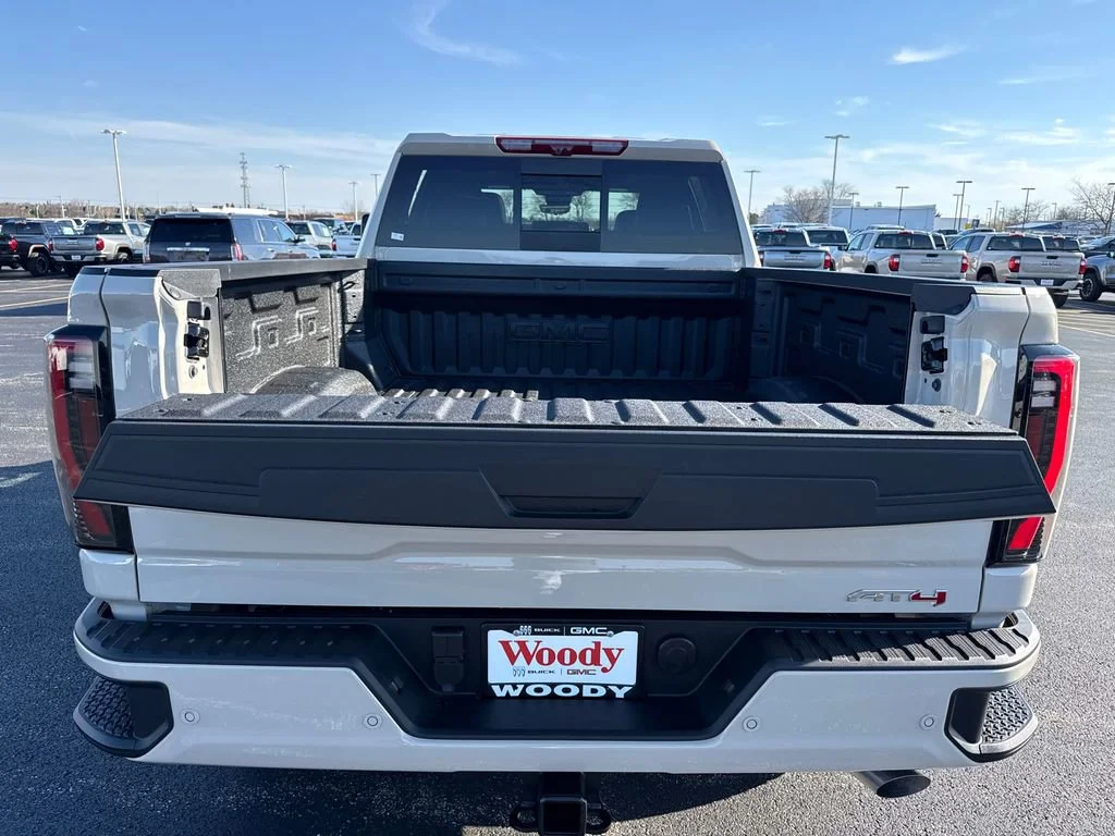 2026 GMC Sierra 2500HD AT4 - Photo 35