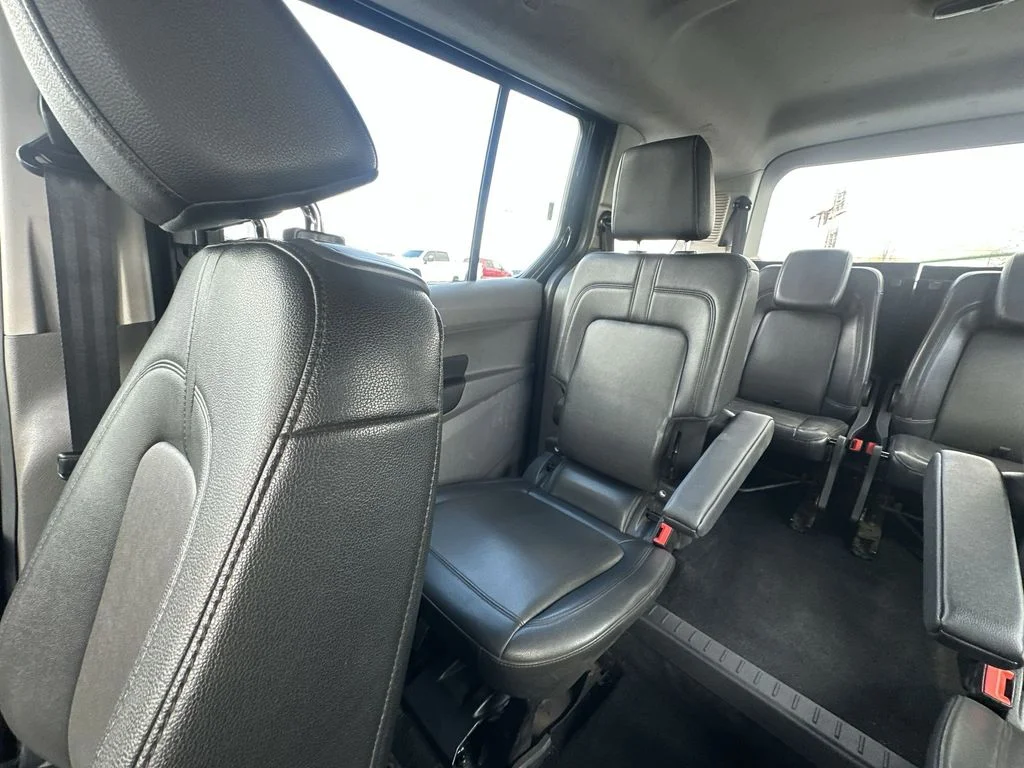 Used 2022 Black Ford XL image 12