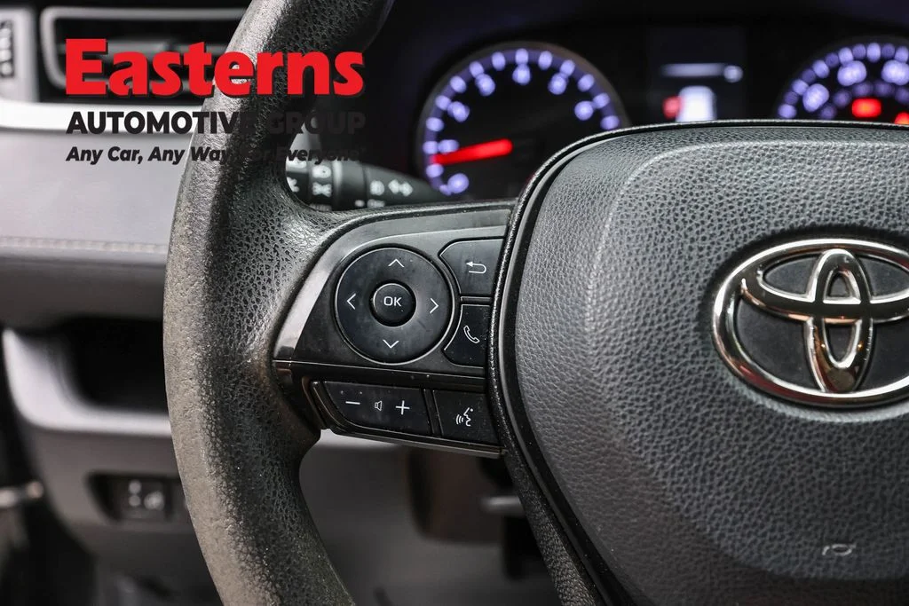 Used 2021 Black Toyota XLE image 14