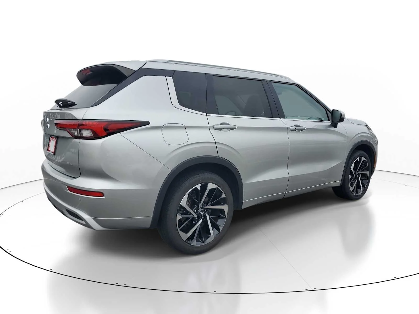Used 2022 Alloy Silver Metallic Mitsubishi SEL image 6