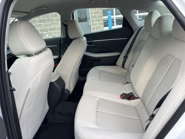 New 2026 Serenity White Hyundai SE image 30