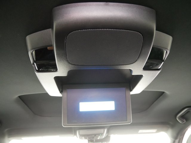 Used 2020 Crystal Black Pearl Honda Black Edition image 28
