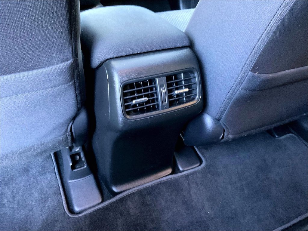 Used 2015 Silver Honda EX image 28