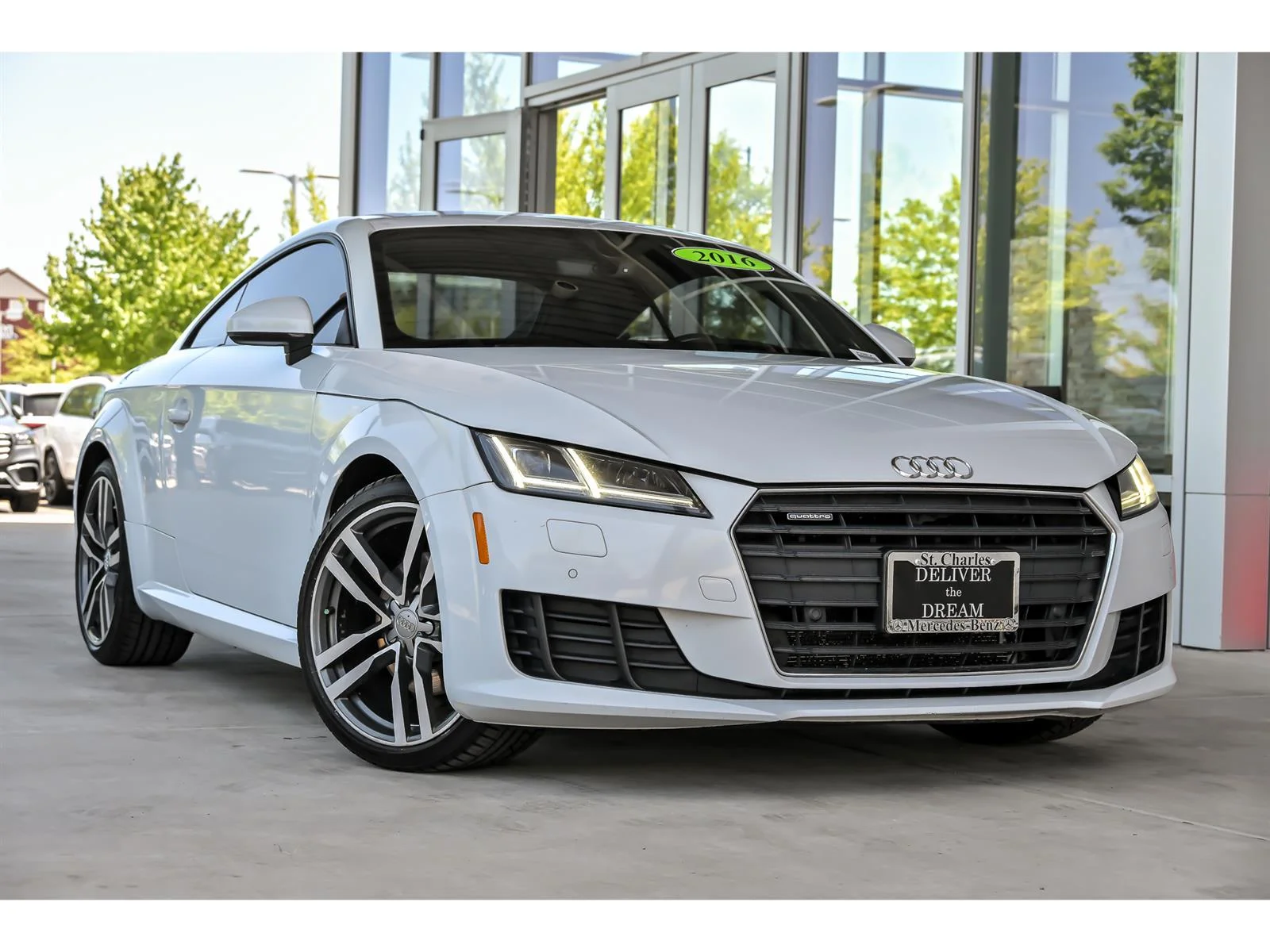 2016 Audi TT 2.0T quattro S tronic's photo
